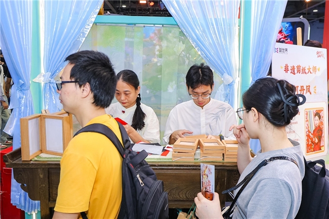 国风破壁，月下共赏~益世界2025CICF×AGF打造了一场跨越次元的国风盛宴