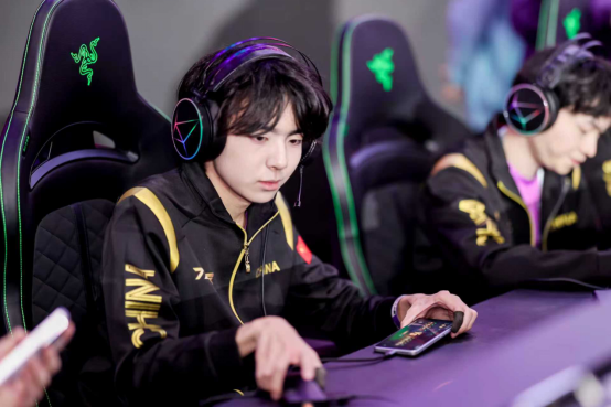 蒙古电竞闪耀2025AEW 决胜巅峰杭州惊艳首秀