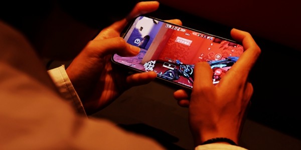 腾讯Q3业绩延续增长势头，瓦手成为年度最成功新游