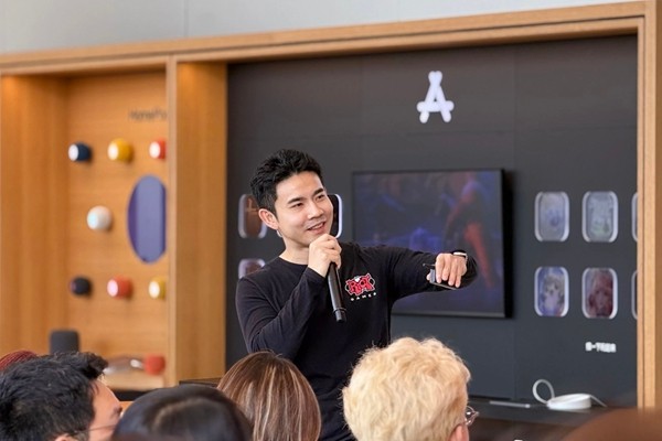 线上学颗秒，线下学穿搭？这款手游是如何拿捏当代年轻人审美的